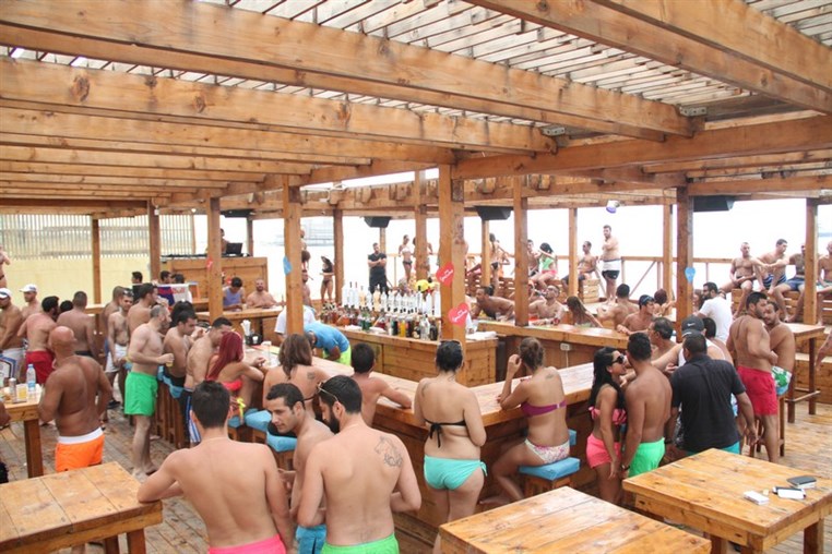 Cyan Beach Bar on Sunday